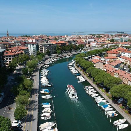 Aparthotel Miramare Grado Exterior photo
