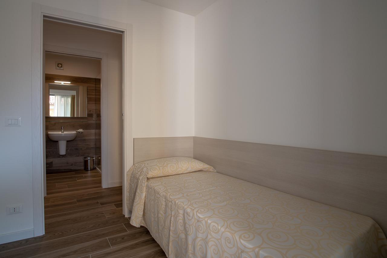 Aparthotel Miramare Grado Exterior photo